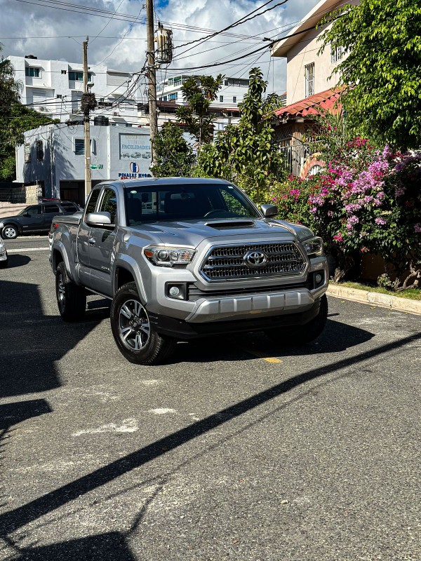 jeepetas y camionetas - CAM. TOYOTA TACOMA TRD SPORT 2016 1