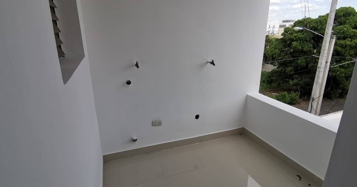 apartamentos - Vendo apartamento estudio en la 27 de febrero próximo a plaza alpha o el dorado 9