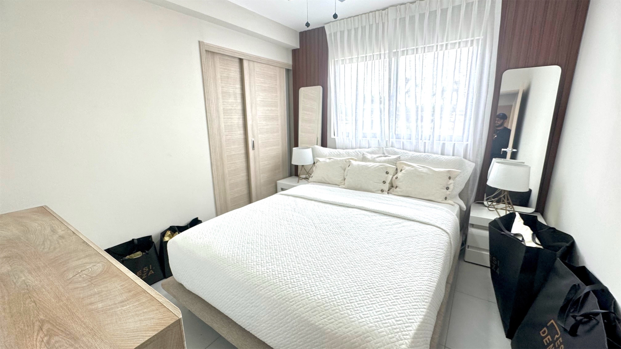 apartamentos - Los MEJORES Apartamentos de TODO Santo Domingo Este 🤩

Reserva con US500 4