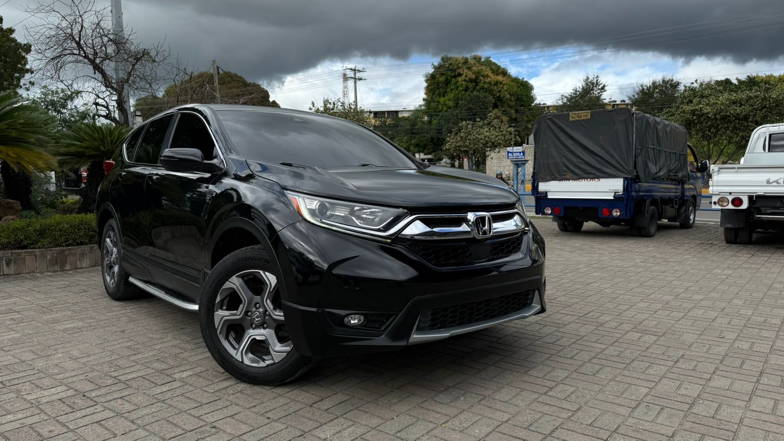 jeepetas y camionetas - Honda crv ex 2017 clean  5