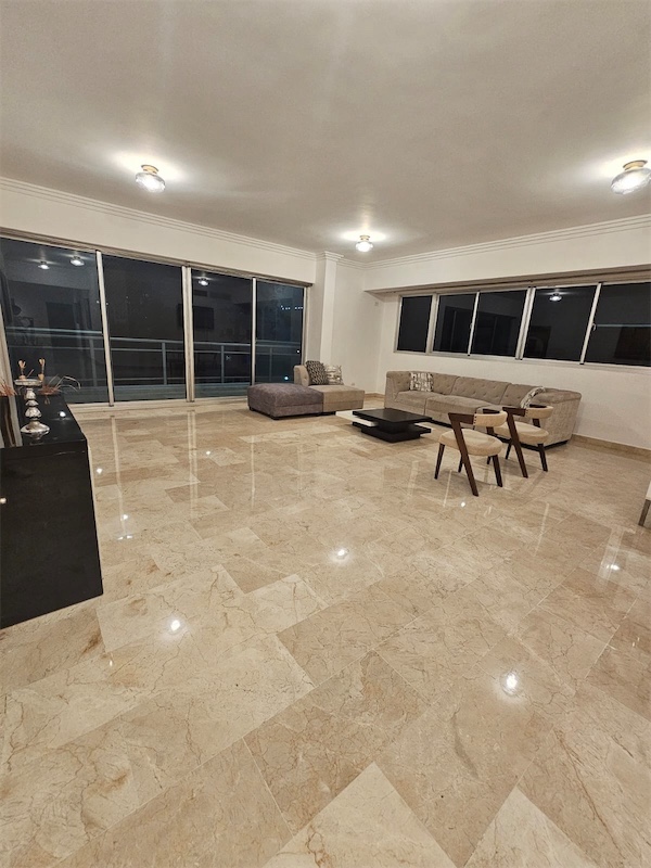 apartamentos - Apartamento en Alquiler en Piantini
US$3,300 con linea blanca
US$2,800 vacío 6
