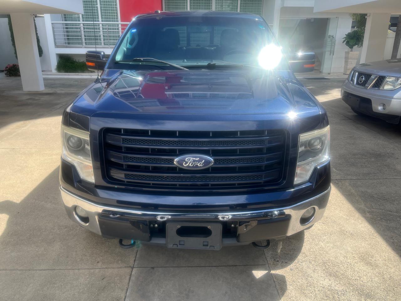 jeepetas y camionetas - Ford f150 lariat v8 2014 4