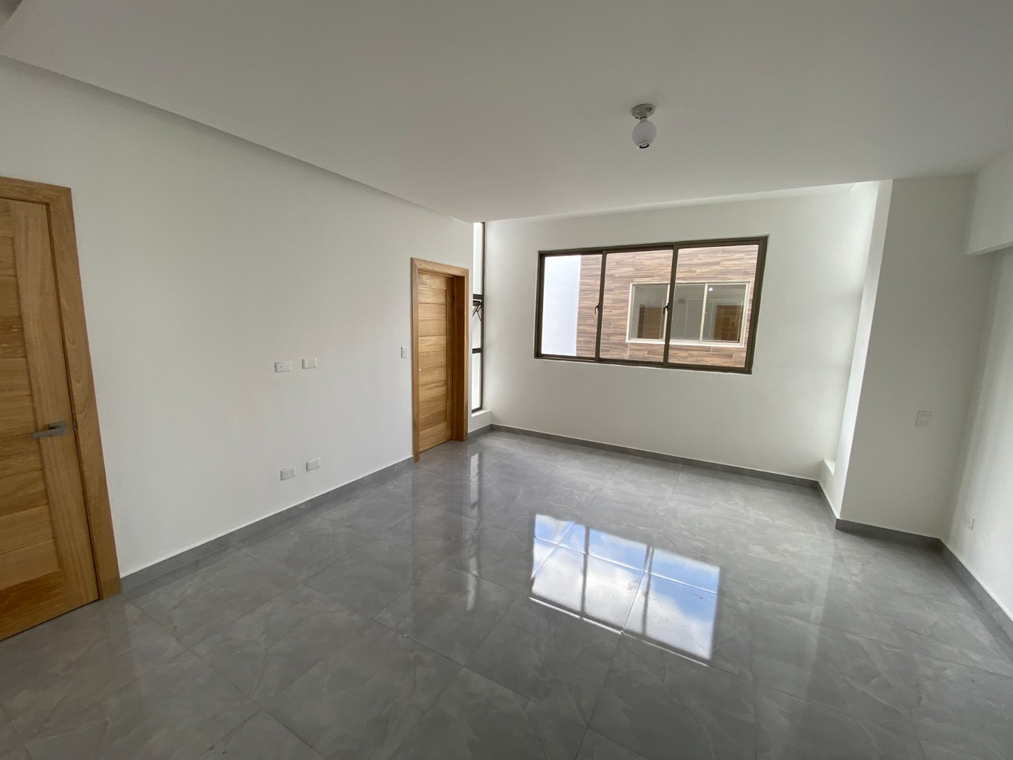 casas - Casa de 3 niveles en Residencial cerrado, Prado Oriental, Aut. de San Isidro 8