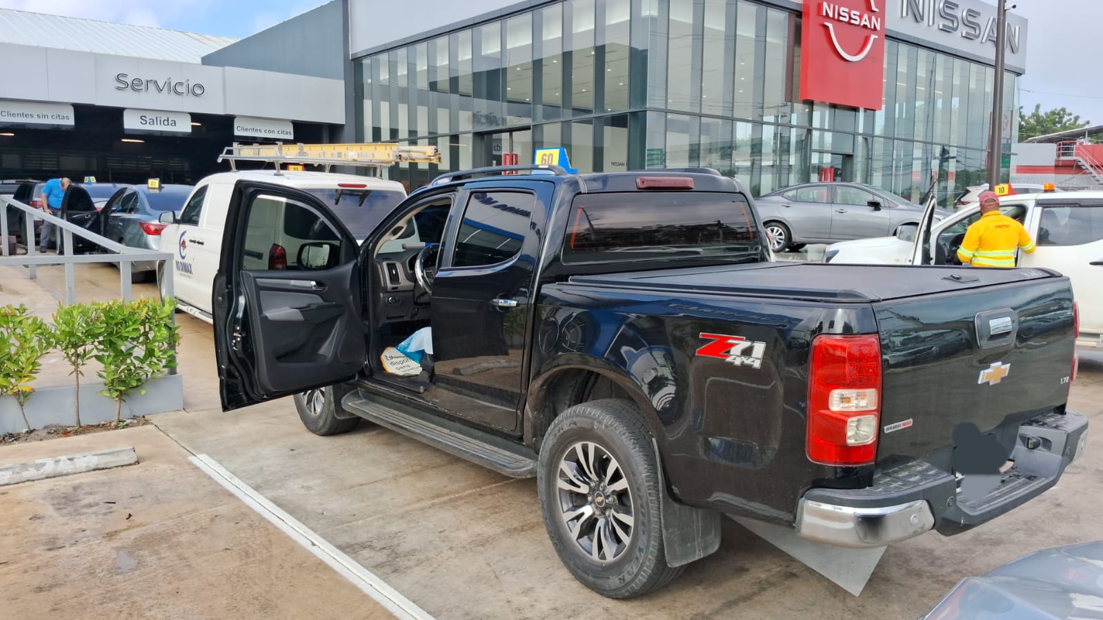 jeepetas y camionetas - Chevrolet Colorado Z71 2019 Diésel en Moca Villa E