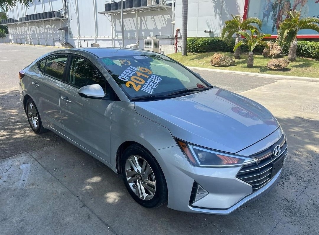 carros - 2019 Hyundai Elantra SEL 