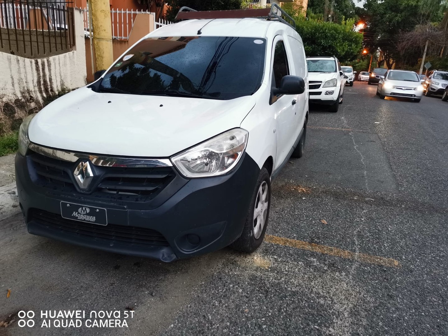 carros - Renault Dokker 2015