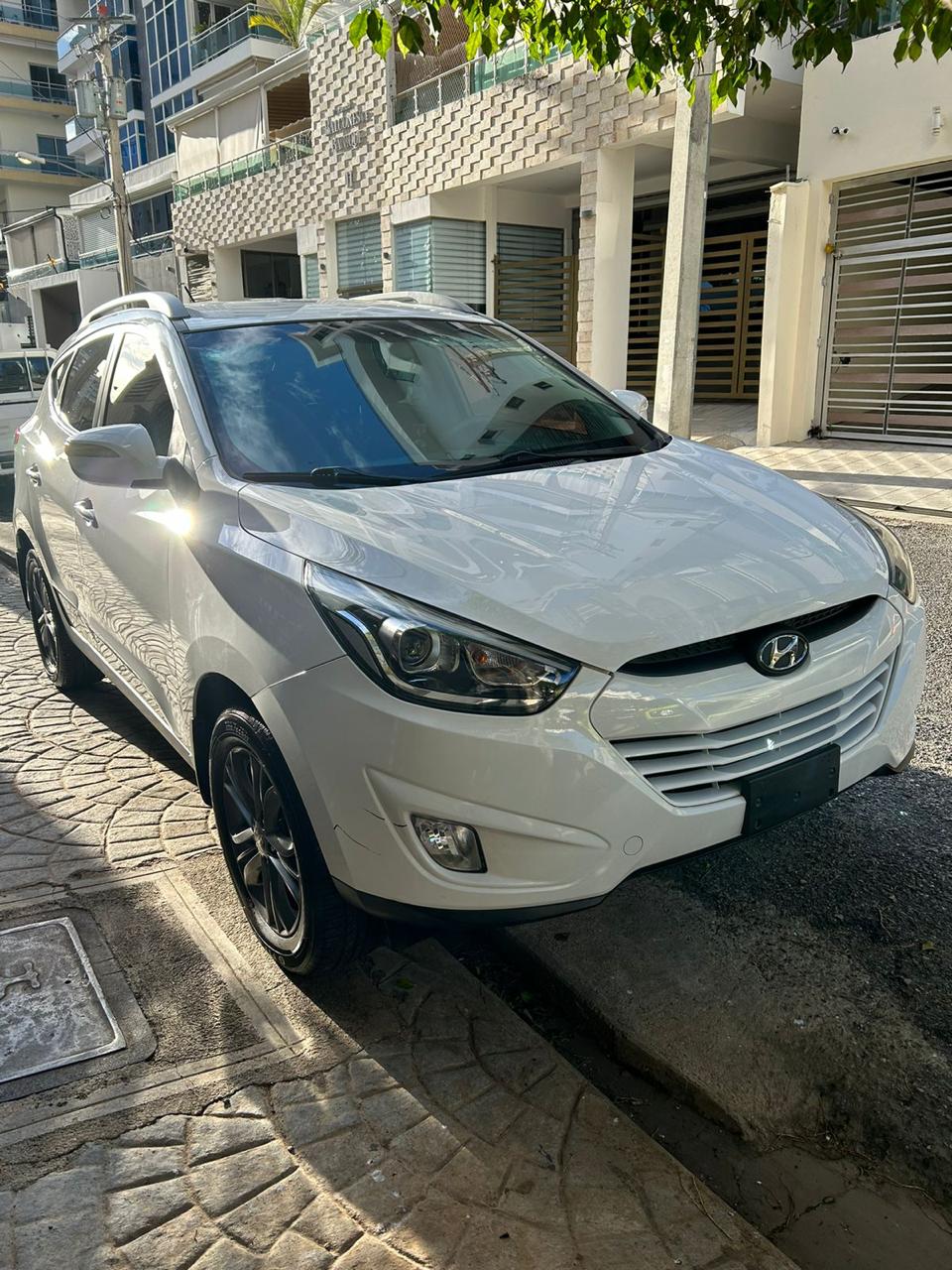 jeepetas y camionetas - “Hyundai Tucson 2015, Único Dueño, Excelente Estad