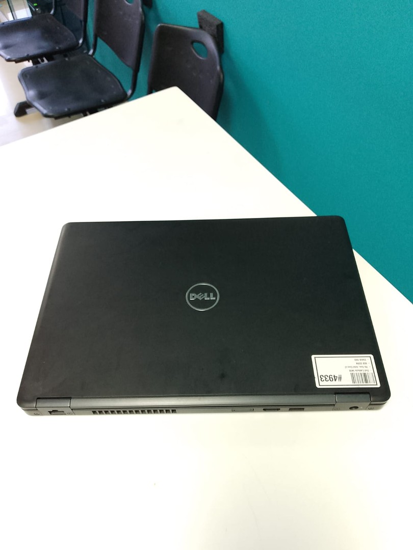 computadoras y laptops - Laptop, Dell Latitude 5480 / 7th Gen, Intel Core i7 / 8GB DDR4 / 256GB SSD
 4