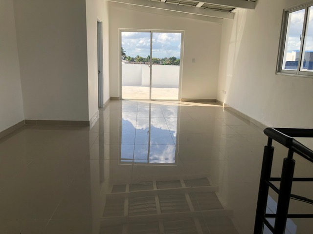 apartamentos - Apartamento tipo PH, listo para mudarse 3