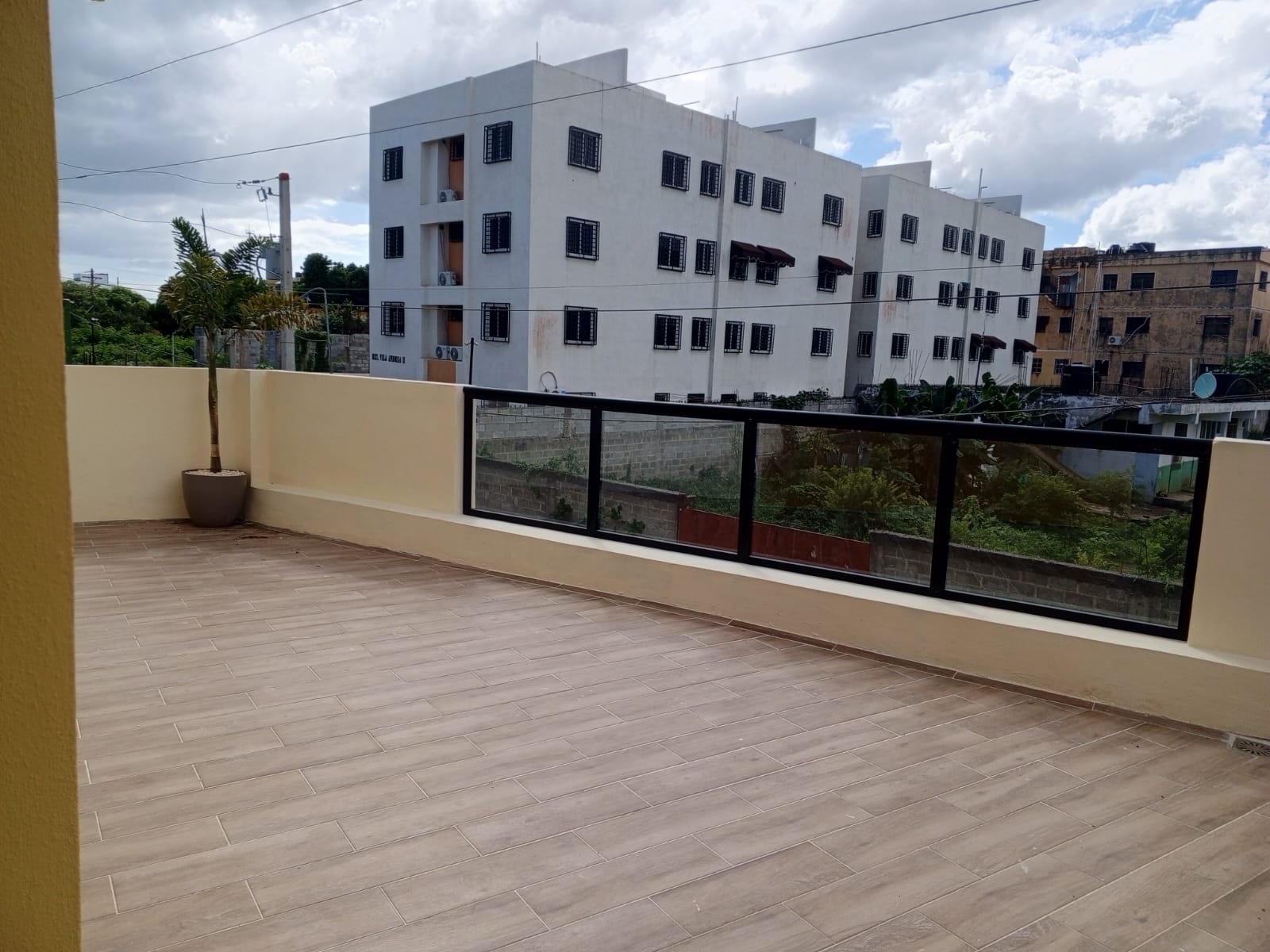 apartamentos - venta de apartamento 4ta con terraza de 158mts autopista de San Isidro 4