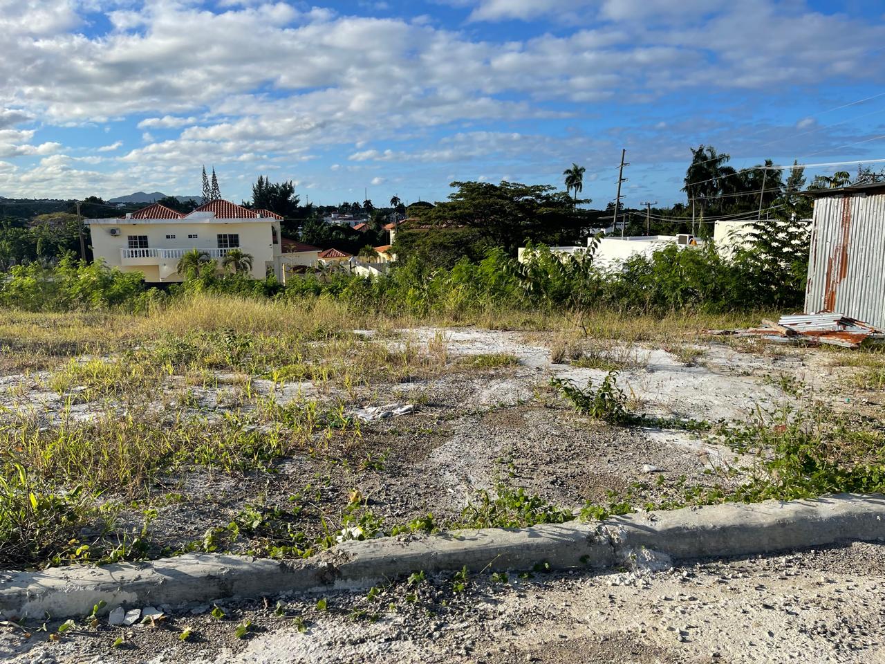 solares y terrenos - Se vende solar en residencial de puerto Plata RD. 5