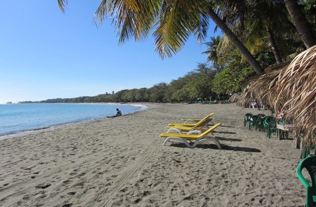 solares y terrenos - Palenque, San Cristobal, Terreno Con Playa Privada Y Titulo.  Ideal Desarrollo. 3