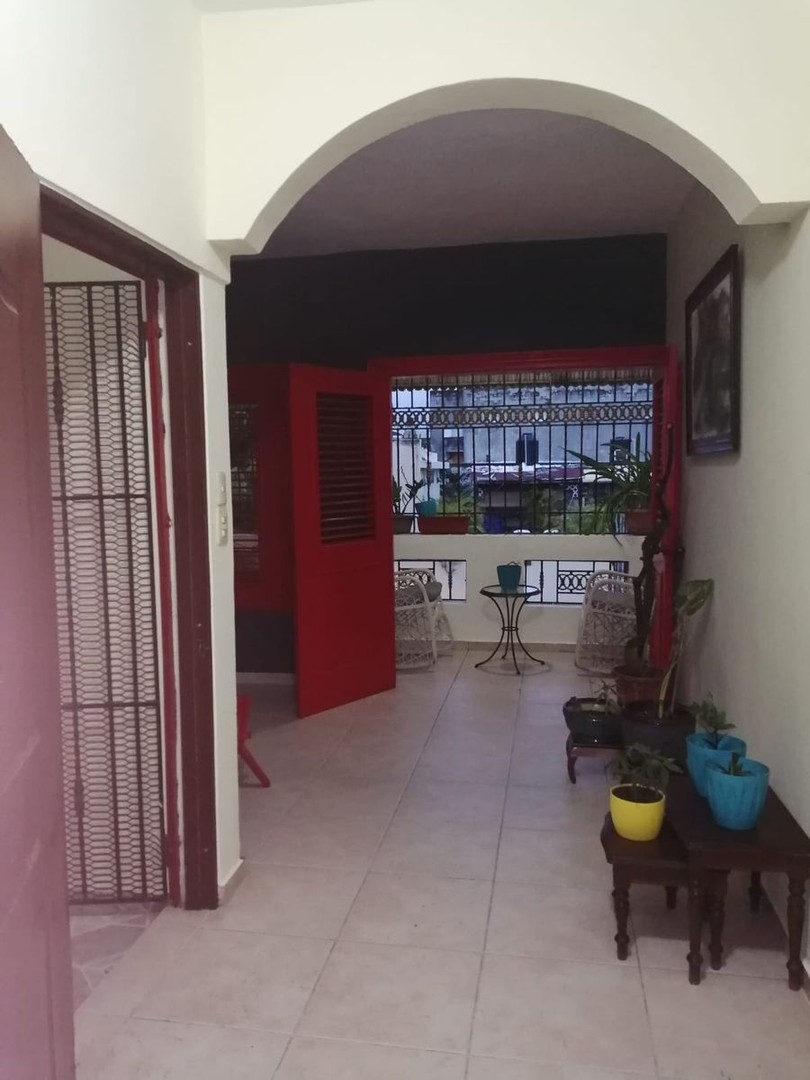 apartamentos - Venta de Edificio de 3 niveles en Zona Colonial 4