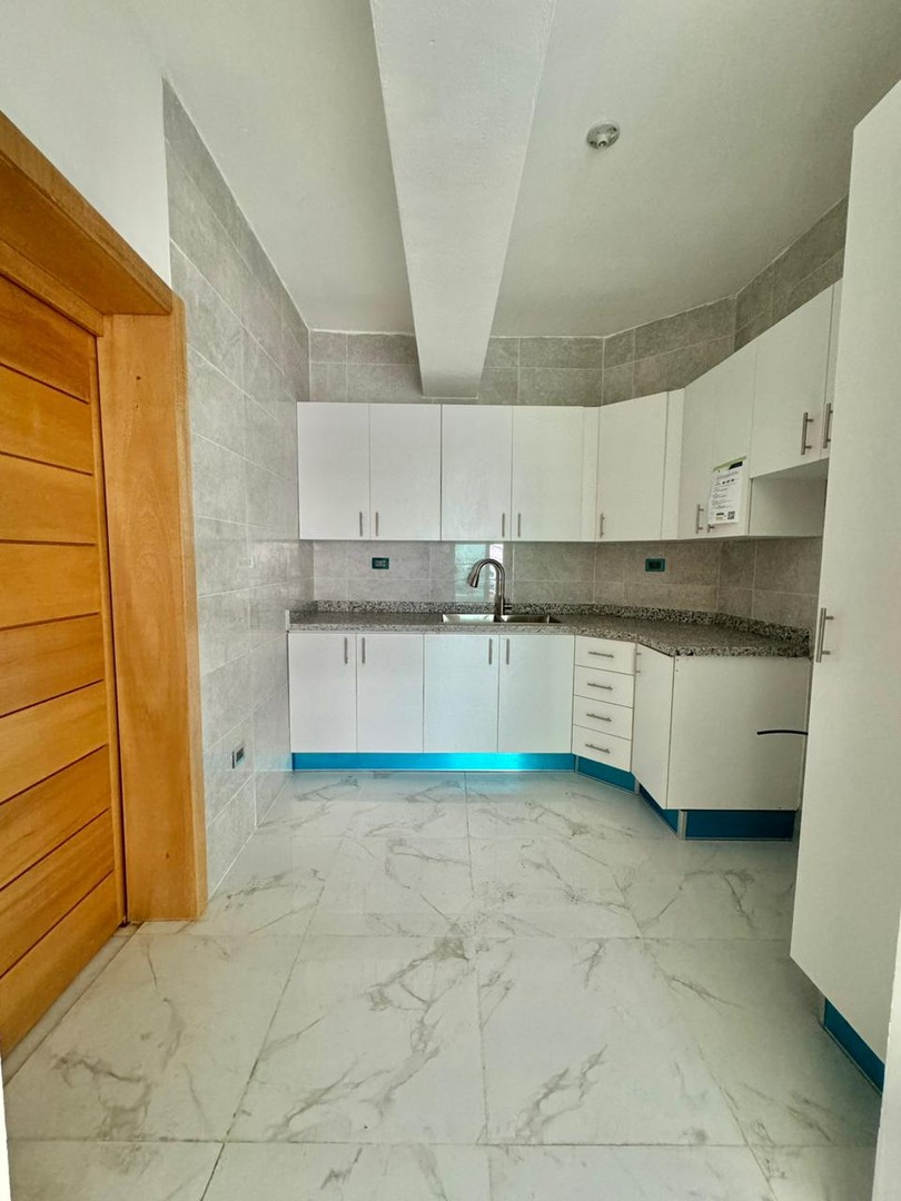 apartamentos - Apartamento Nuevo en Venta
EL MILLÓN
USD 170,000.00
Mantenimiento: RD$8,500.00

 3