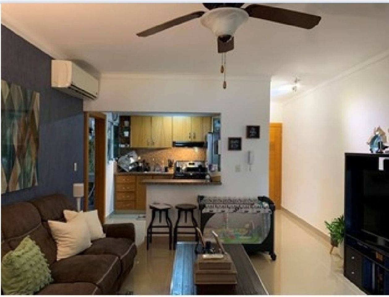 apartamentos - Vendo apartamento 2da con terraza en el Millón
US$195,000.00  3