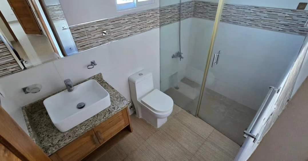 apartamentos - Aquilo 2do piso llanos de gurabo  7