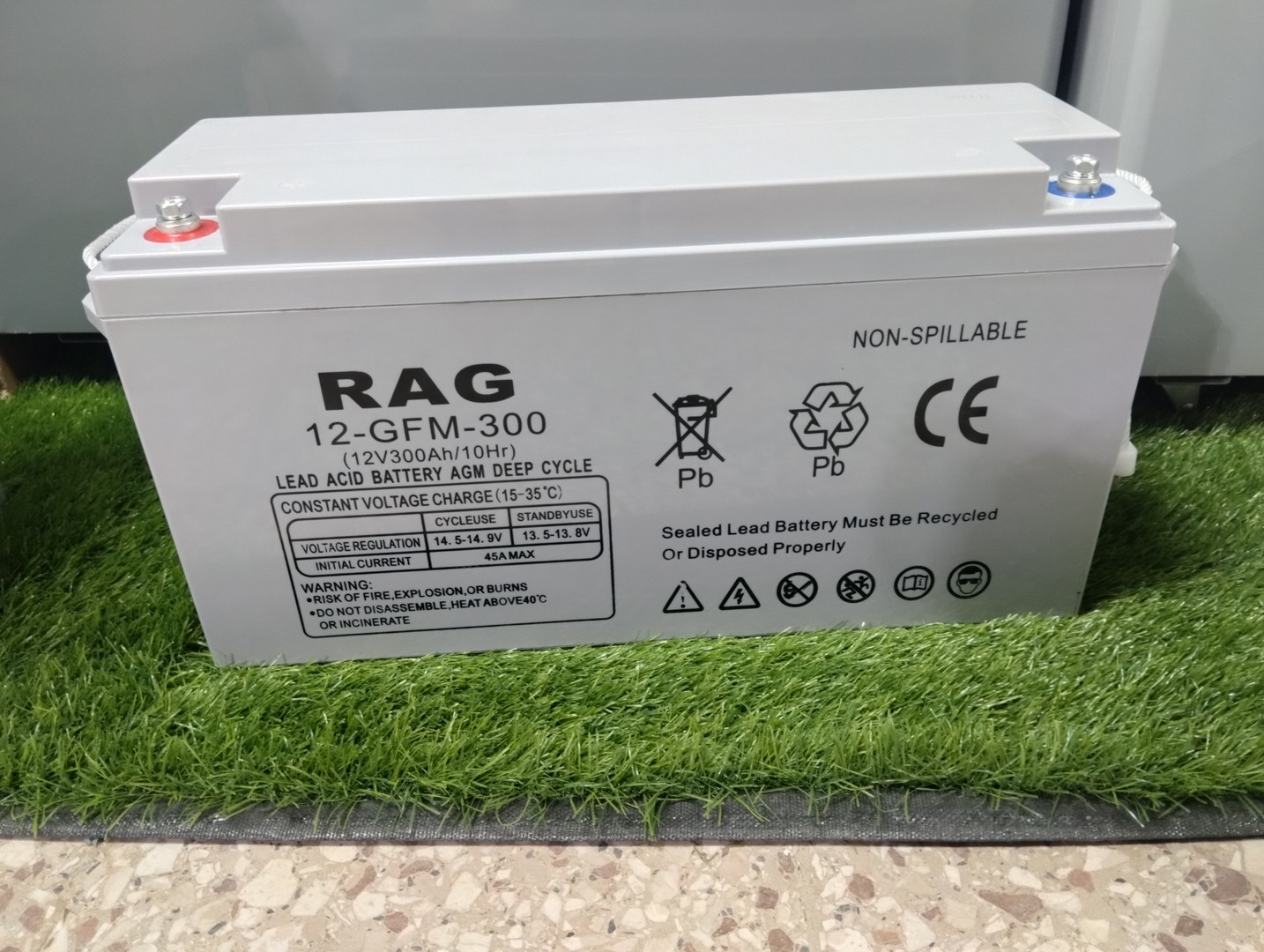 plantas e inversores - ya llegaron las baterías de gelatina de 12v y 300amp  