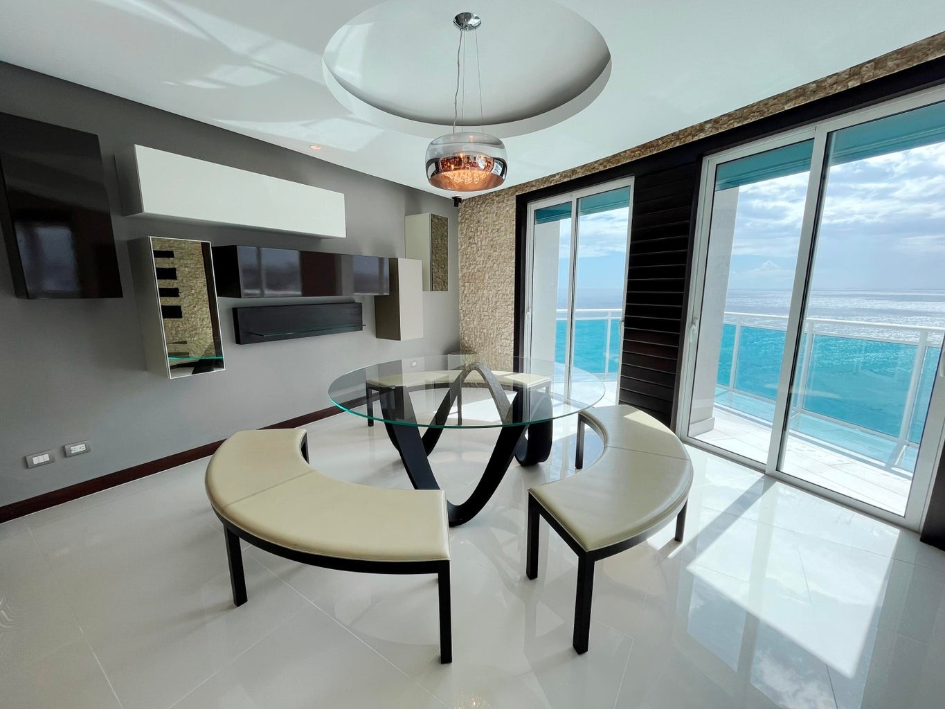 apartamentos - Apartamento de VENTA con vista al mar de Tres Habitaciones amplio 4
