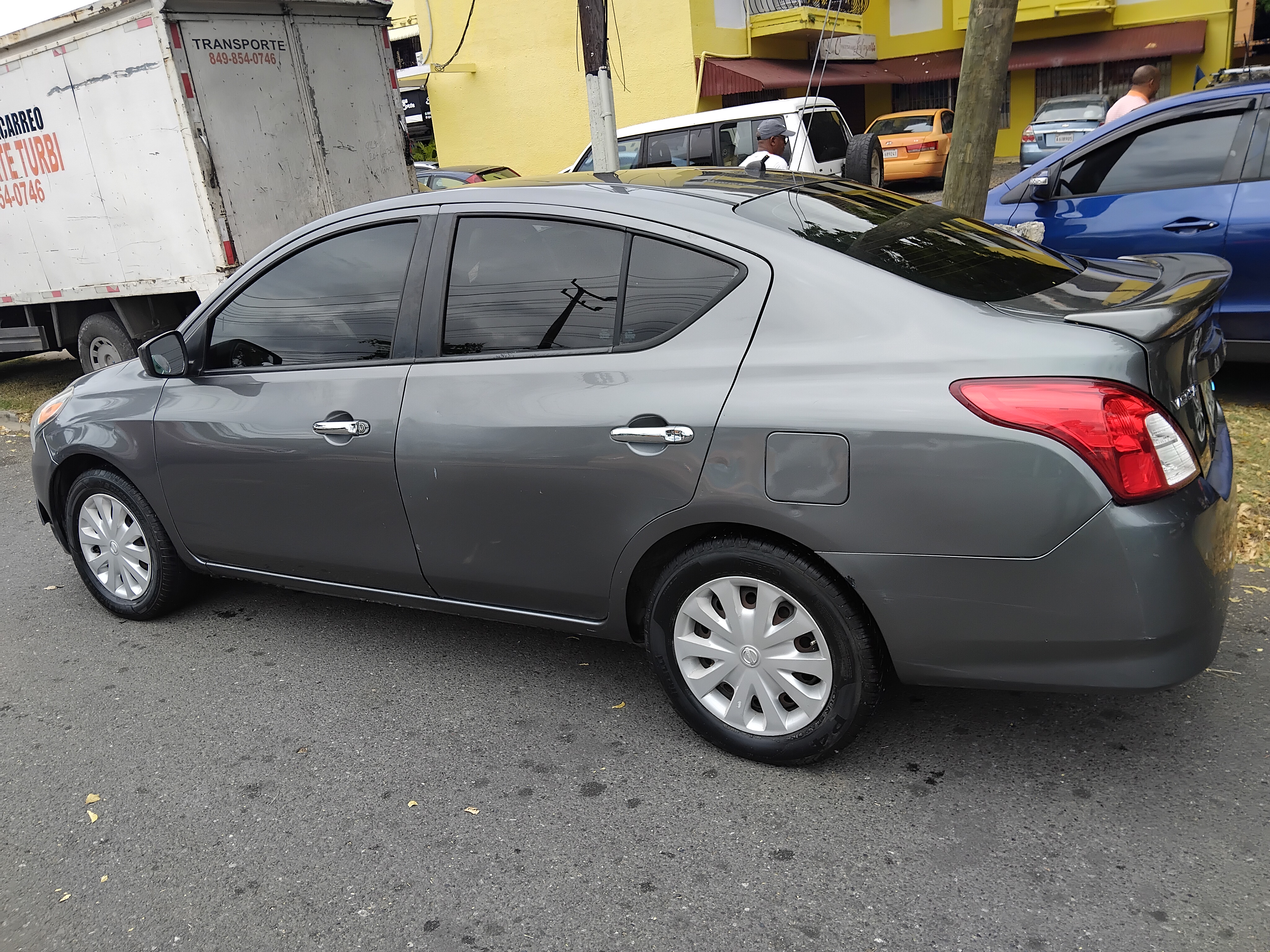 carros - NISSAN VERSA 2016 3