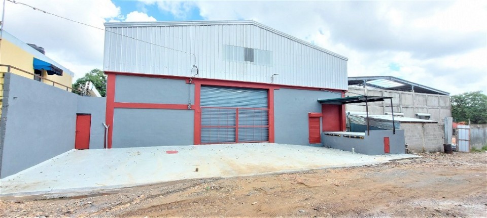 otros inmuebles - Nave Industrial en Venta en PANTOJA I