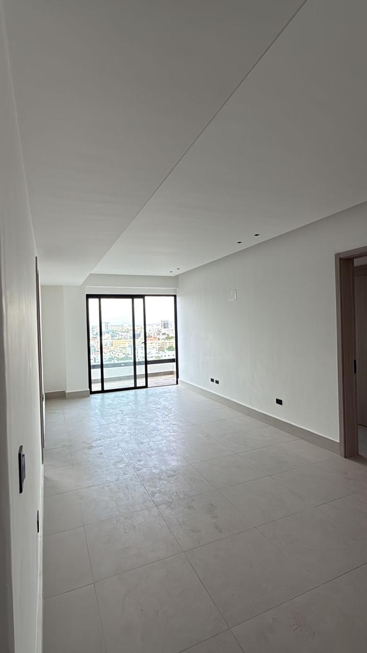 casas - Apartamento Nuevo en Venta Evaristo Morales 2