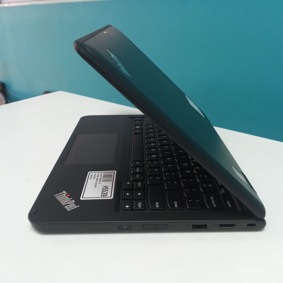 computadoras y laptops - Laptop, Lenovo ThinkPad 11e / 5th Gen, AMD A4-6210 APU / 4GB DDR3 / 128GB SSD	

 4