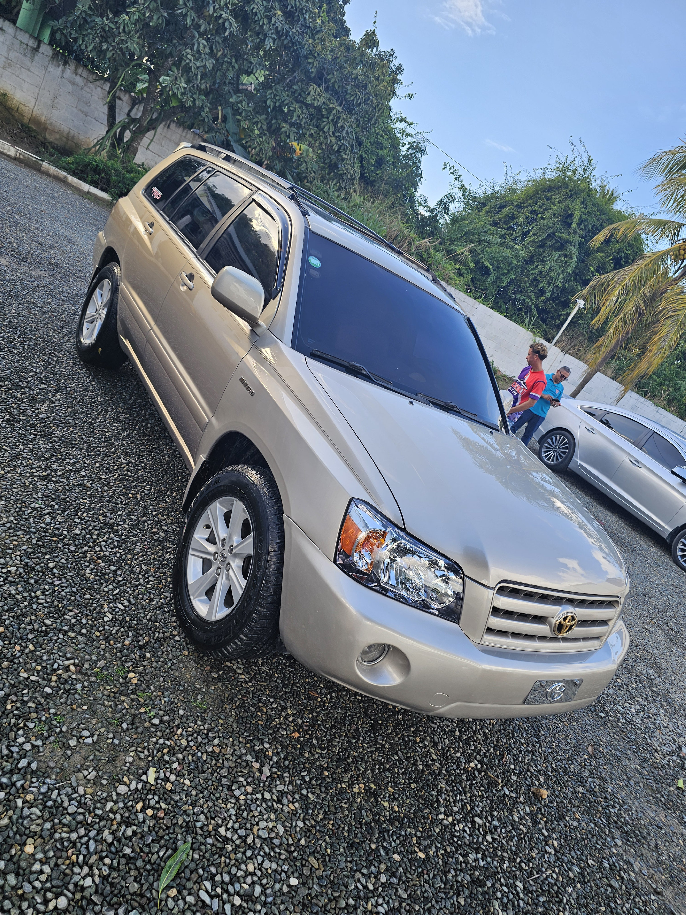 jeepetas y camionetas - Toyota Hihglander 2004 limite.
 1