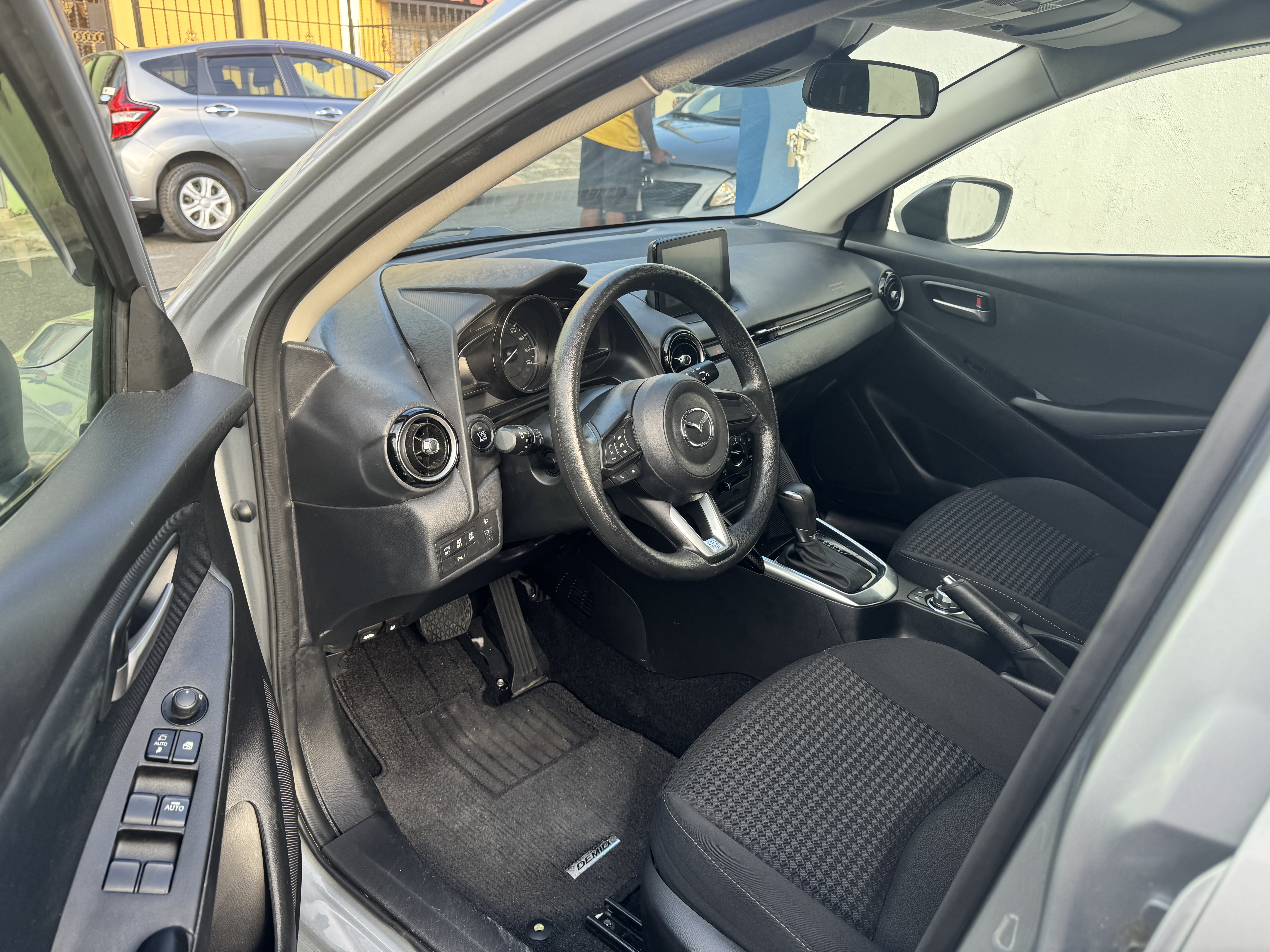 carros - Mazda demio 2019 Diesel  2