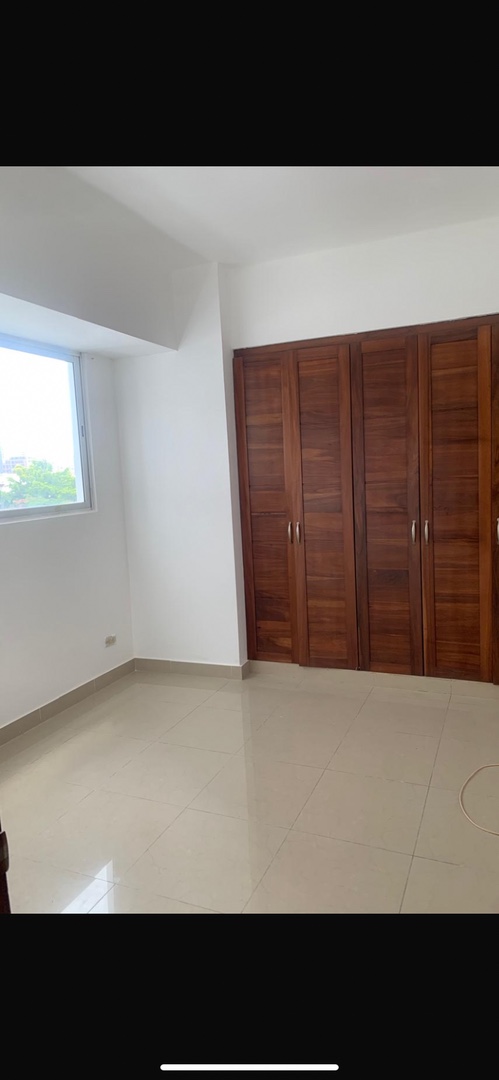 oficinas y locales comerciales - Apartamento 165 m Urb Fernández 3 hab 1100 manto incluido  4