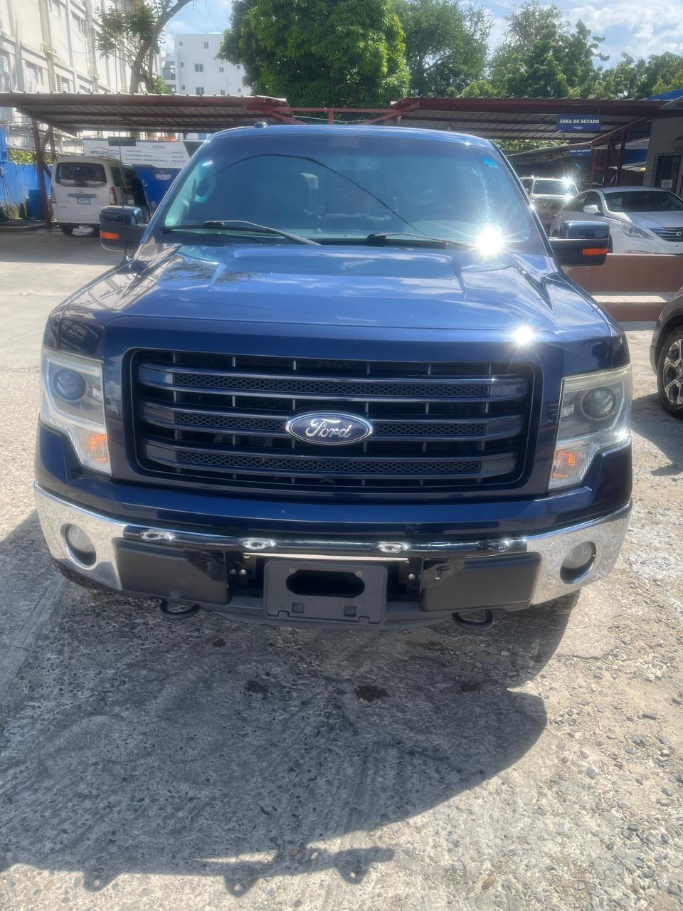 jeepetas y camionetas - Ford f150 lariat v8 2014 6