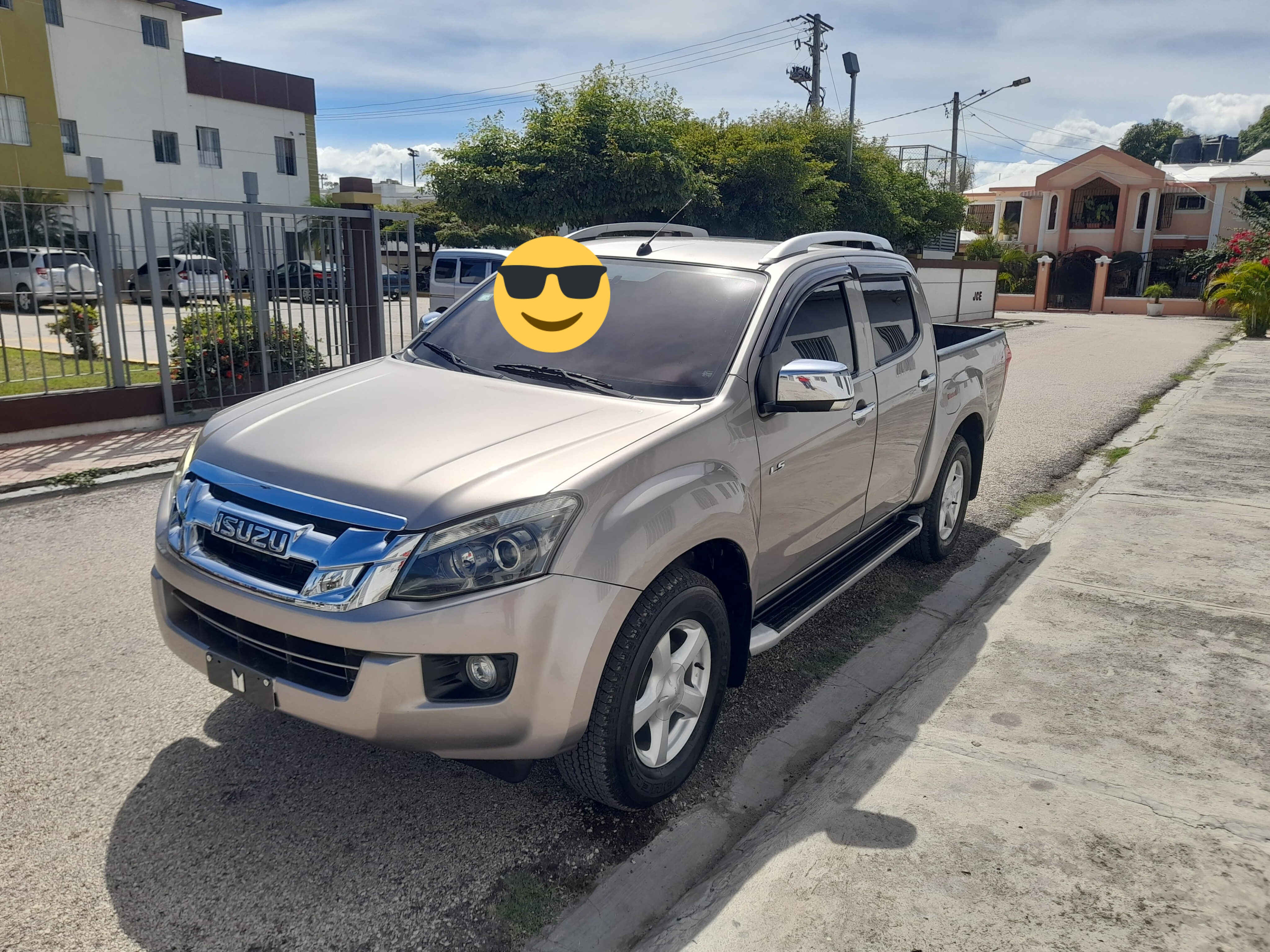 jeepetas y camionetas - Isuzu dmax 2016