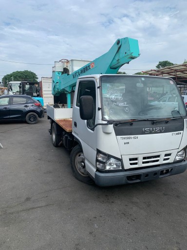 camiones y vehiculos pesados - Camión grúa canasto, brazo hidraulico, recién importado de Japón. 4