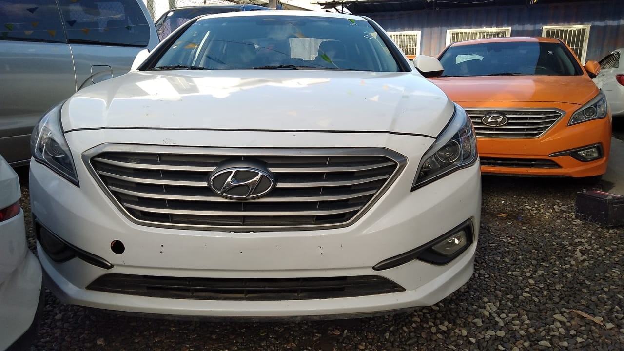 carros - HYUNDAI SONATA LF  2017 BLANCODESDE: RD$ 650,100.00 0