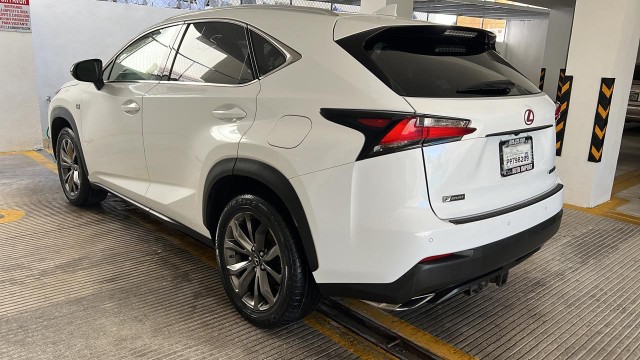 jeepetas y camionetas - Lexus nx 200 2016 4