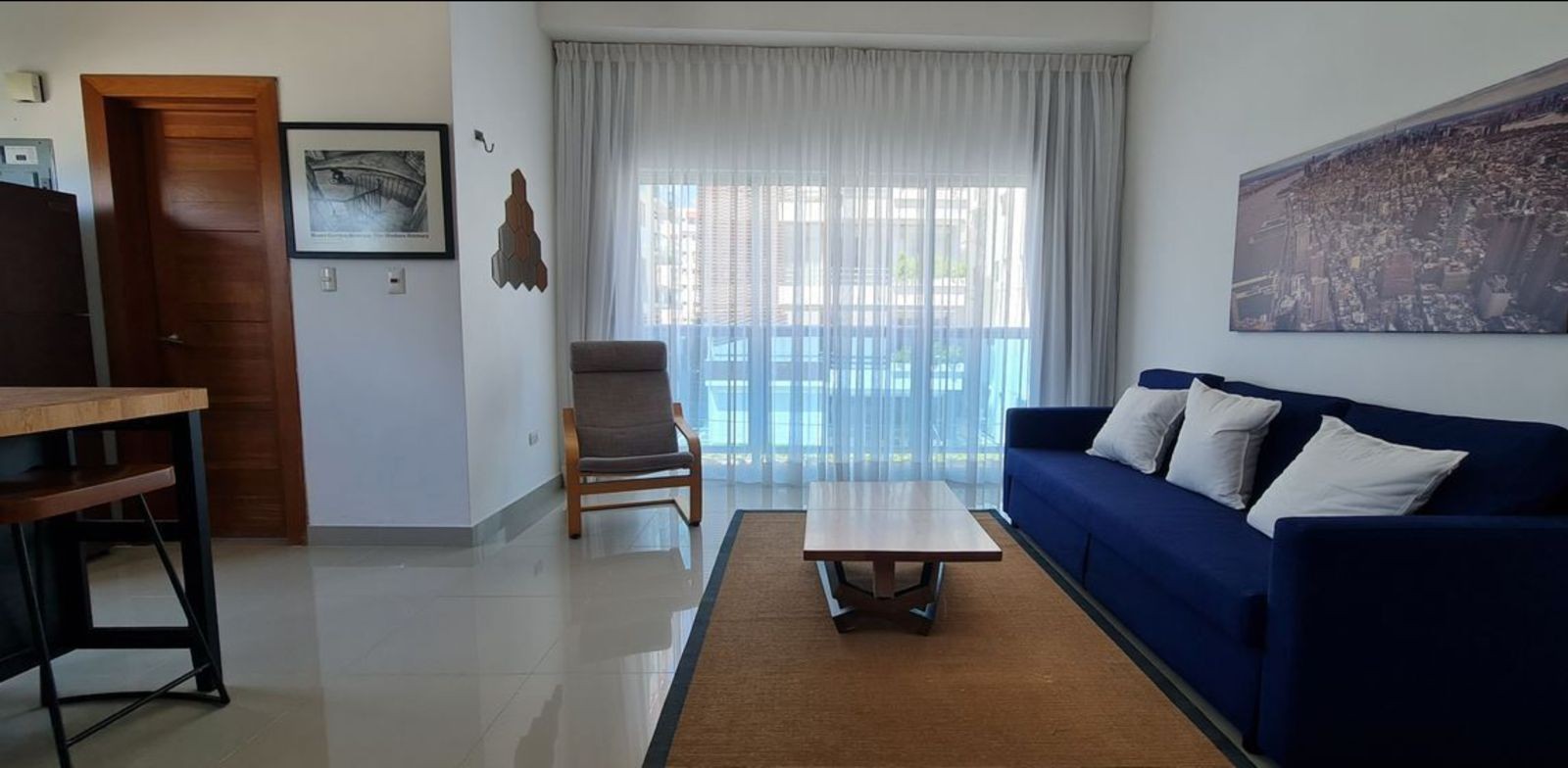 apartamentos - Evaristo Morales apto
Precio vacio: USD$130,000
Precio Amueblado: USD$140,000 5