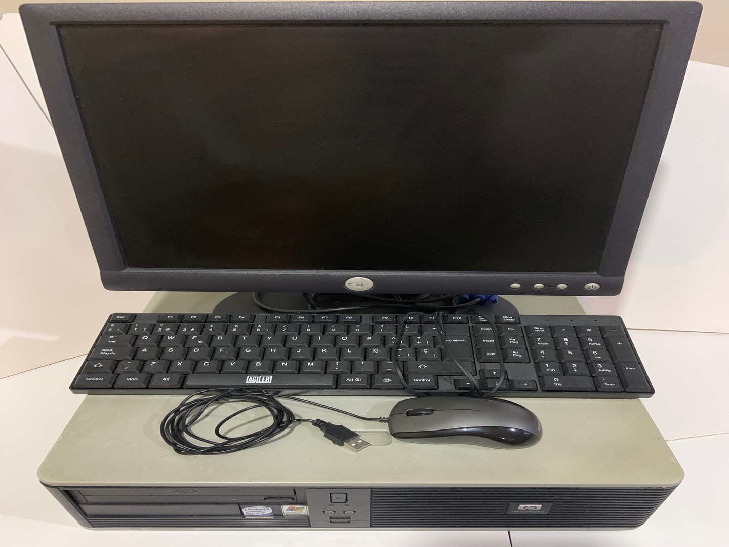 computadoras y laptops - PC Computadora Completa Con Monitor 17 Pulg y Wifi