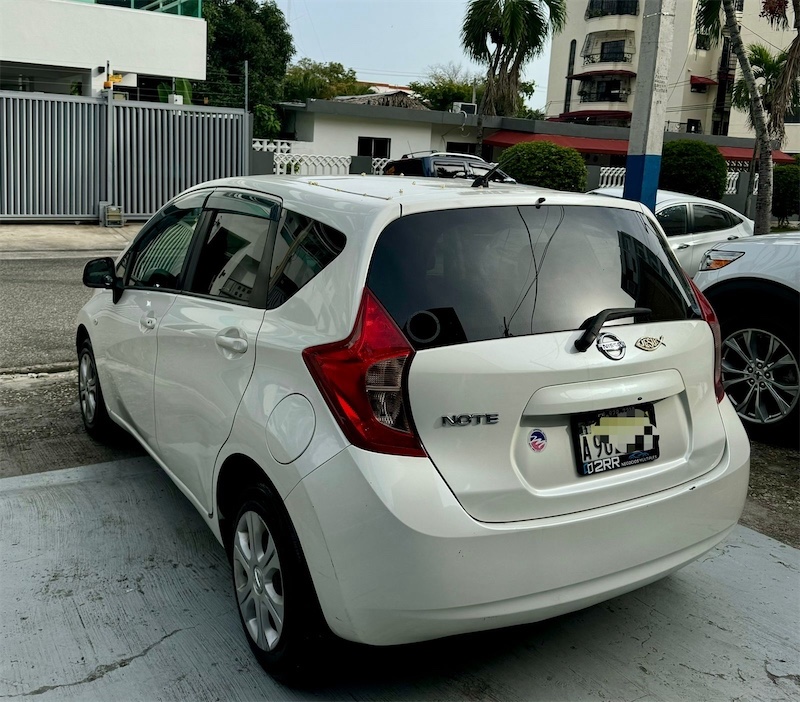carros - NISSAN NOTE 2015 1