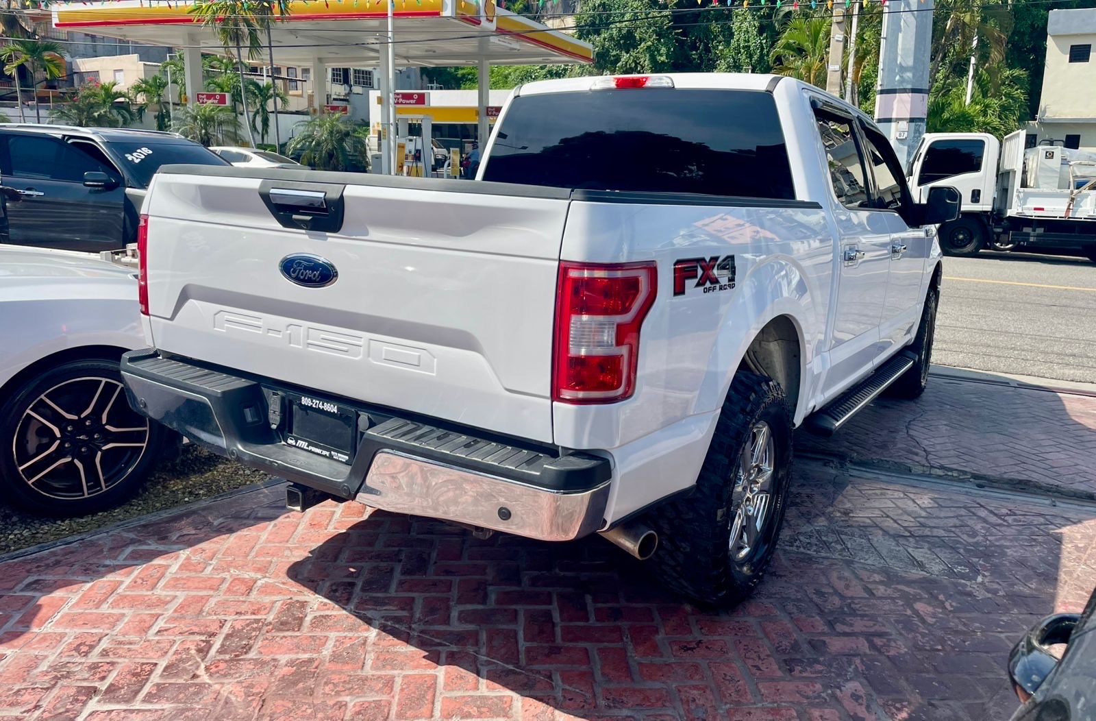 jeepetas y camionetas - Ford F-150 FX4 2019  4