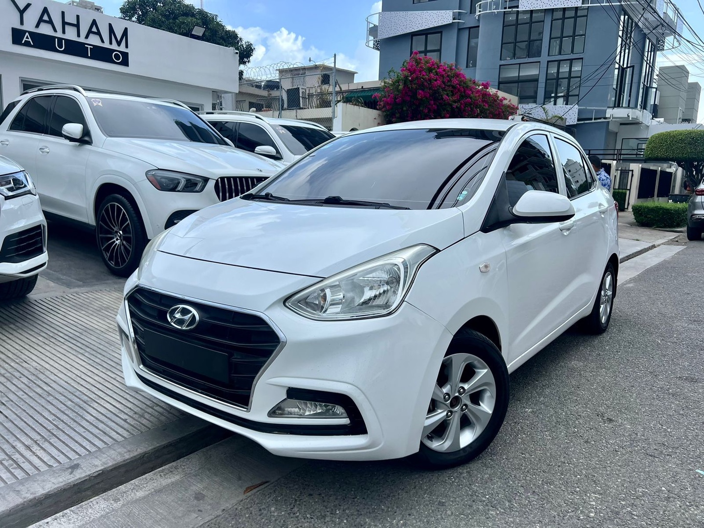 carros - HYUNDAI GRAND I10 2020