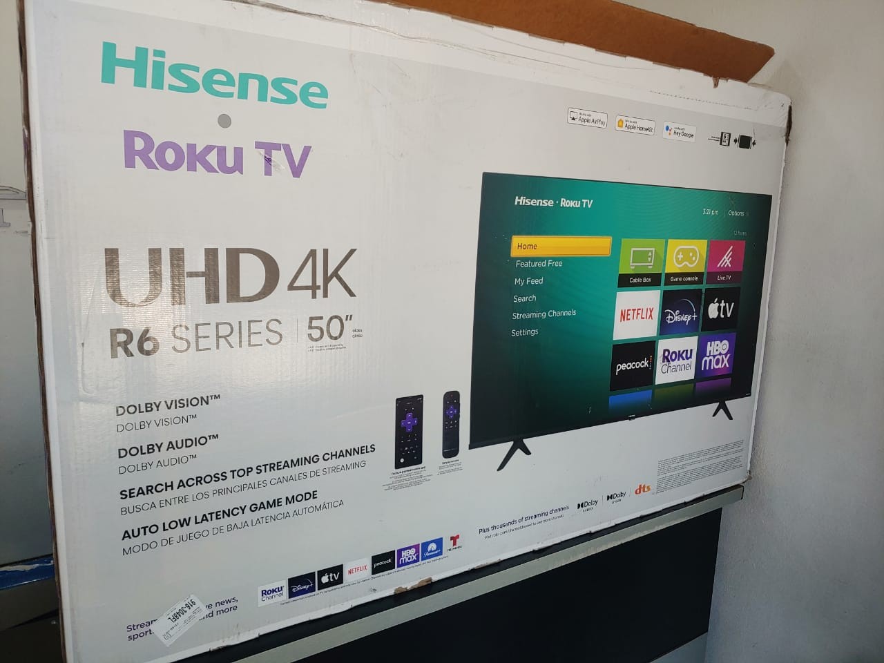 tv - Hisense 50" Class 4K UHD LED LCD Roku Smart TV HDR R6 Series 50R6E3
