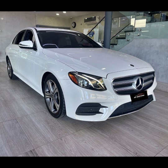 carros - Mercedes Benz E350 2019 en condiciones únicas 0