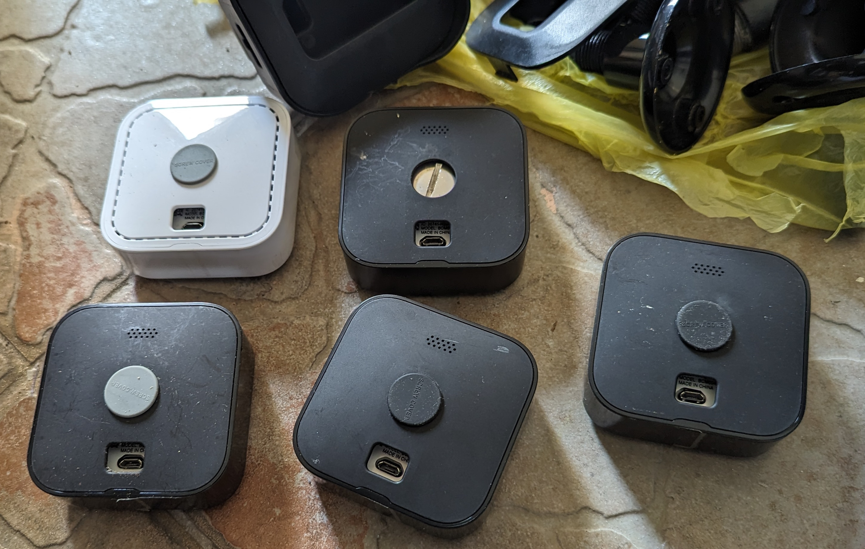 camaras y audio - Se venden 5 Camaras Blink con 