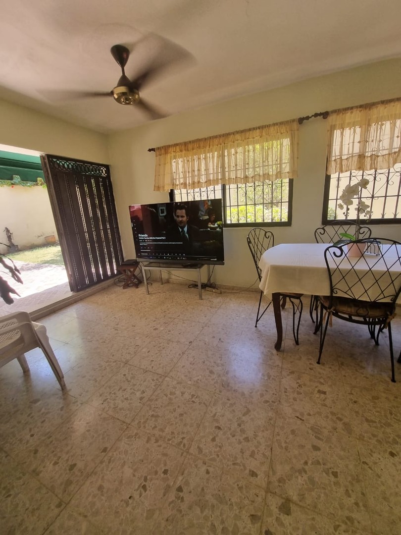 casas - Casa en venta en Las Praderas
RD$21,500,000
 4