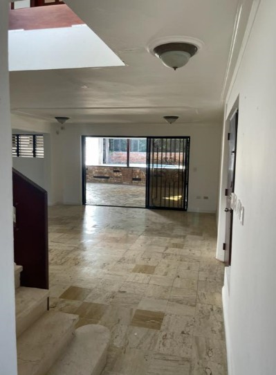 casas - Casa de Venta en Cerro de Gurabo 4