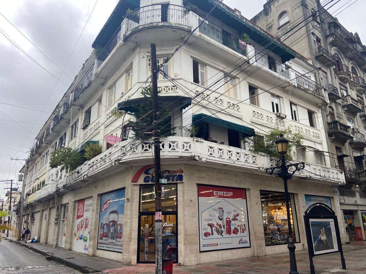 oficinas y locales comerciales - Venta de edificio comercial en la Zona colonial  2