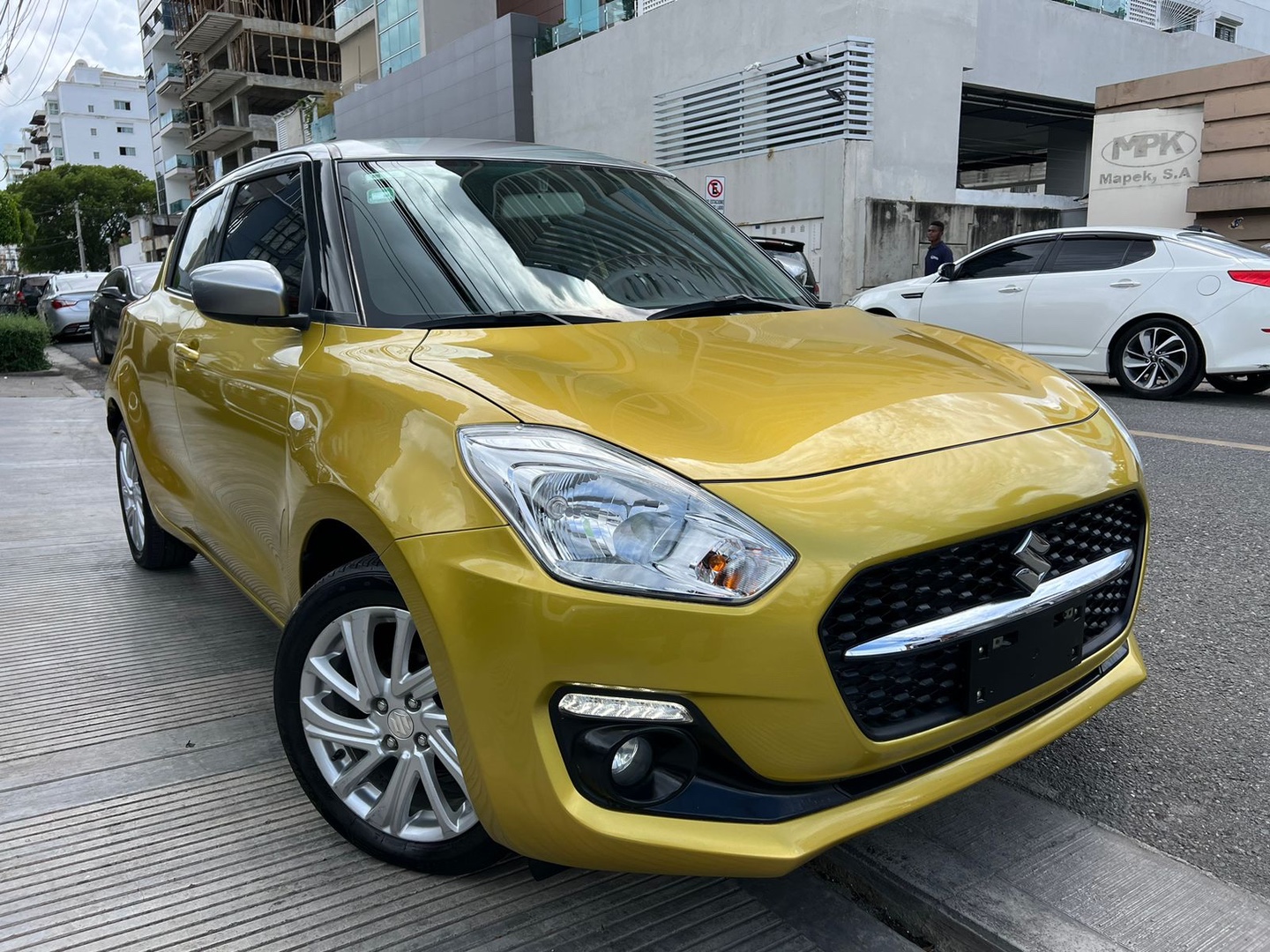 carros - Suzuki Swift GLI 2022 2