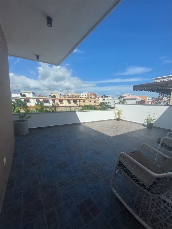 casas - Venta de casa de lujo en el mirador del este Santo Domingo este 7