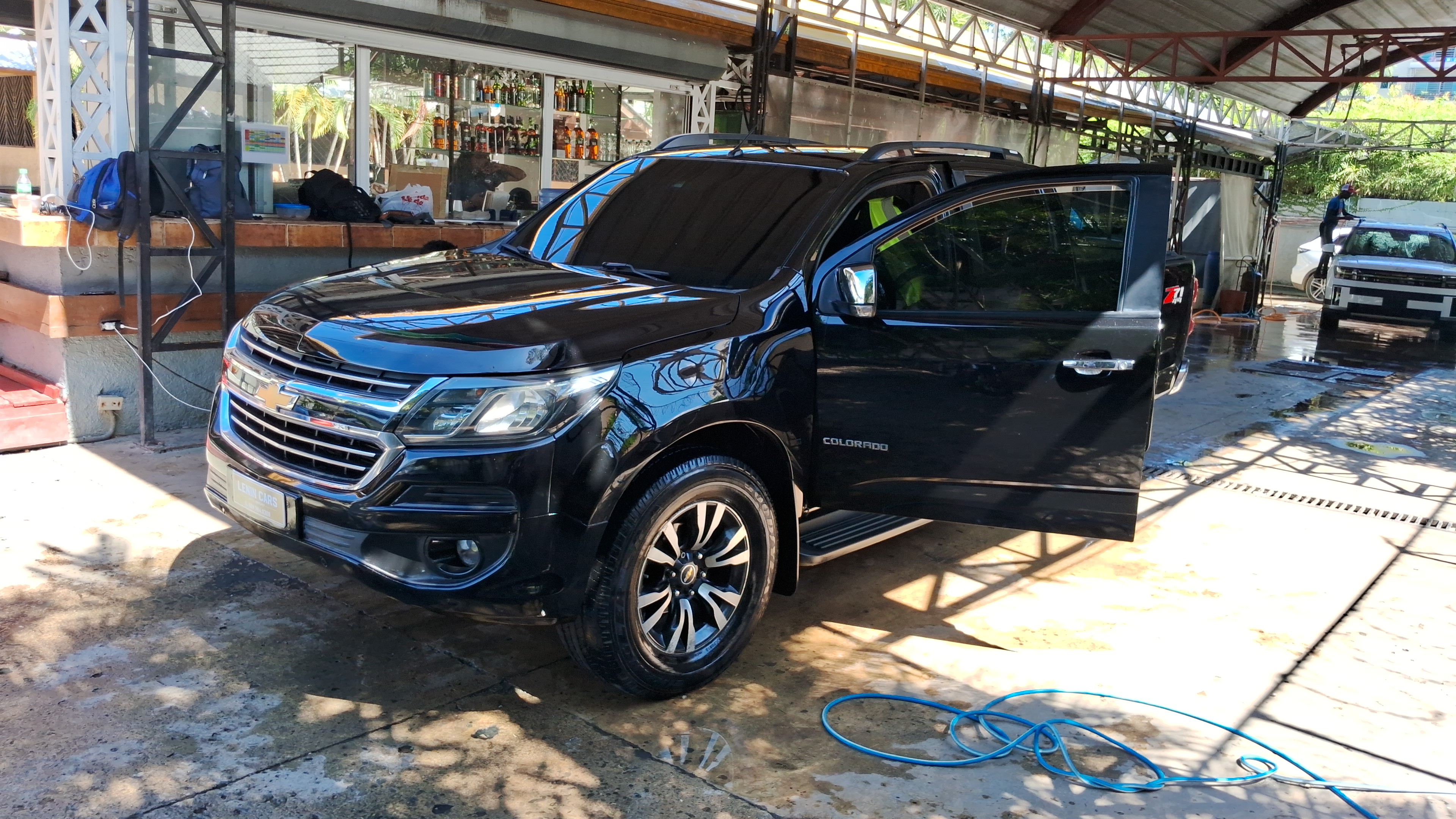 jeepetas y camionetas - Chevrolet Colorado Z71 2019 Diésel en Moca Villa E 5