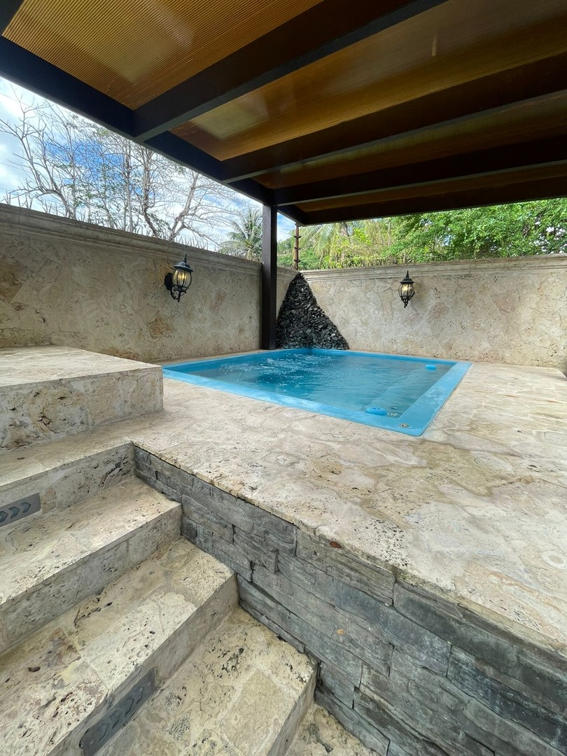 casas - Hermosa Casa amueblada En San Cristóbal para vivir o con Jacuzzi y terraza 0