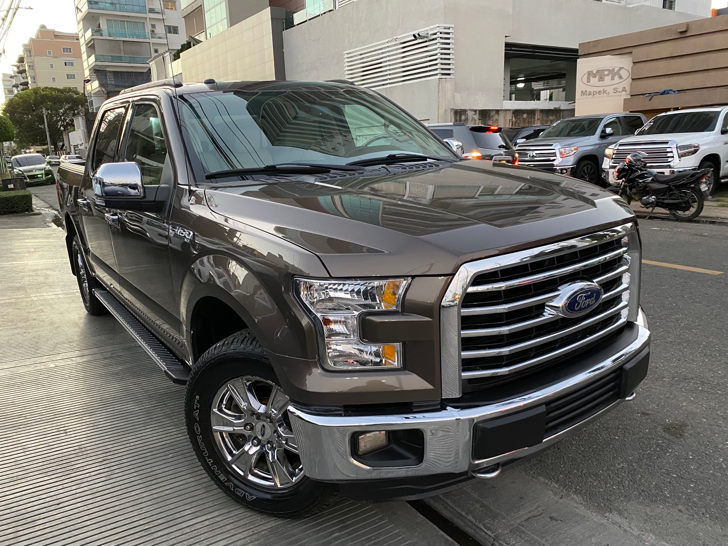 jeepetas y camionetas - Ford F-150 XLT 2015 5